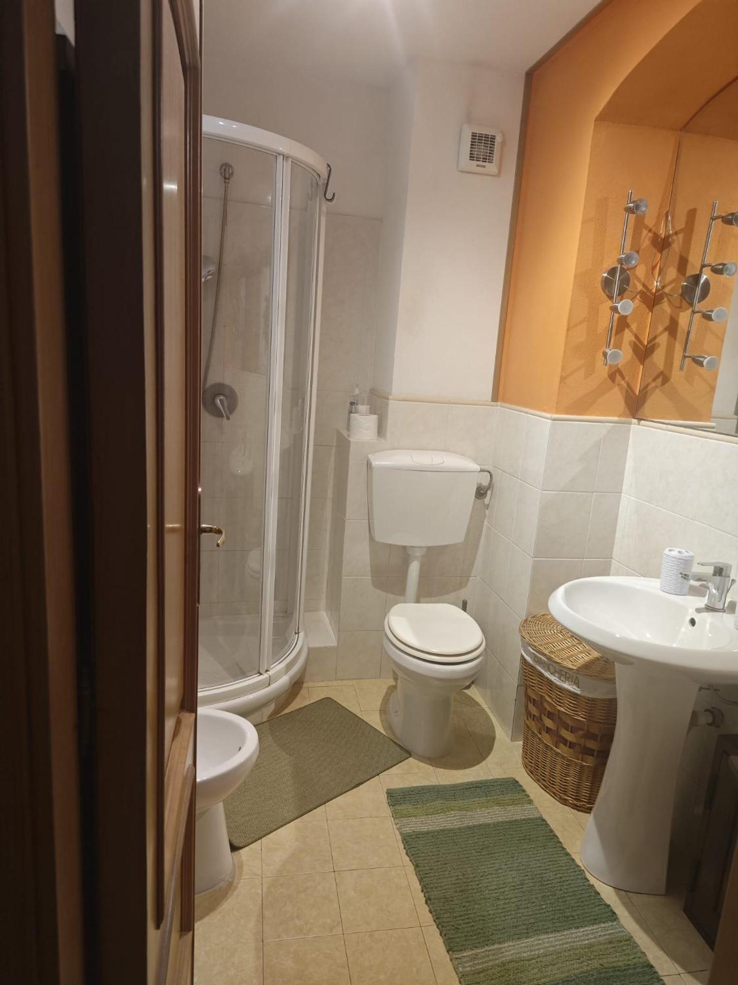 Casa Miky Apartment Палермо Екстериор снимка